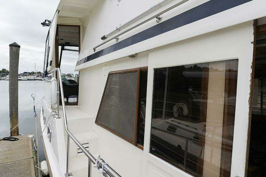 47ft Tradewinds Yacht For Sale