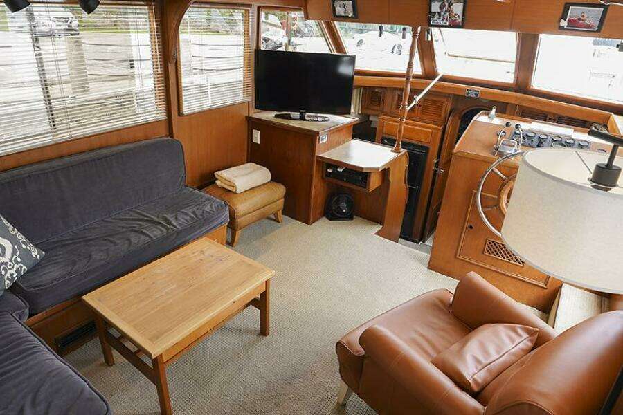 47ft Tradewinds Yacht For Sale