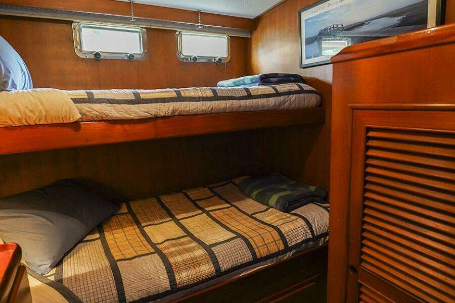 47ft Tradewinds Yacht For Sale