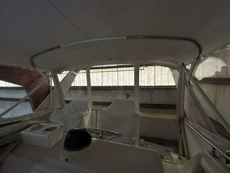 Full Coverage 37ft Silverton Yacht For Sale