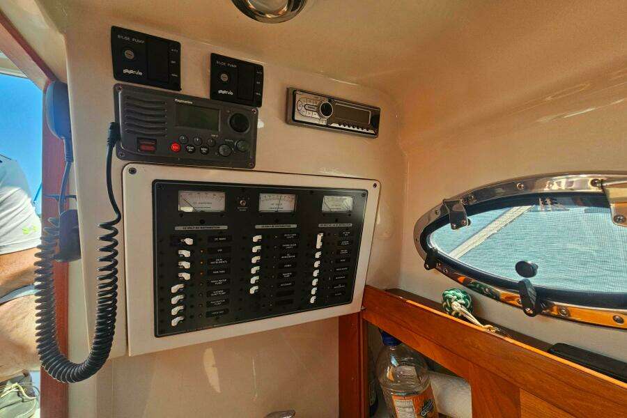 Helen Fury 26ft Back Cove Yacht For Sale
