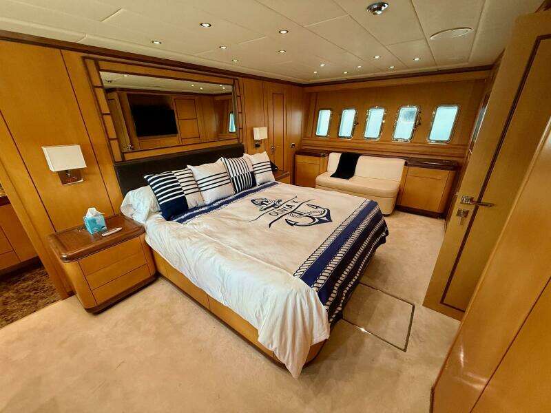 OLIVIA K 92ft Mangusta Yacht For Sale