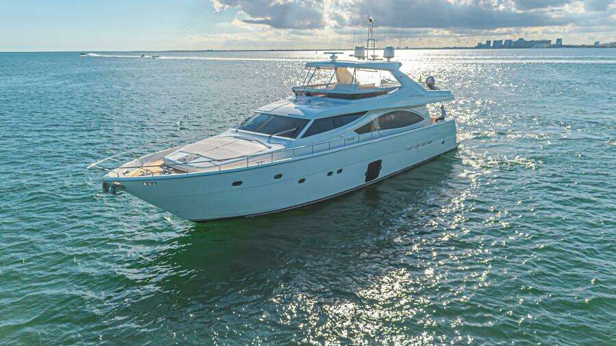 Noral 83ft Ferretti Yachts Yacht For Sale