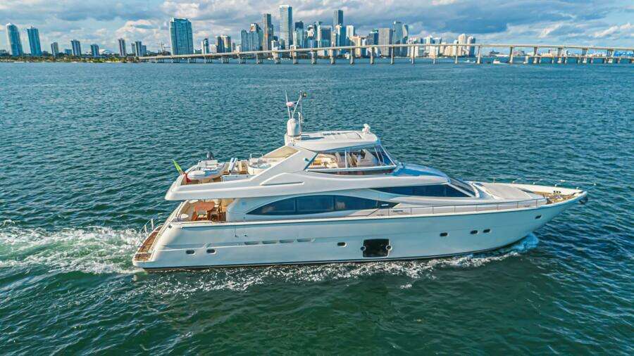 Noral 83ft Ferretti Yachts Yacht For Sale