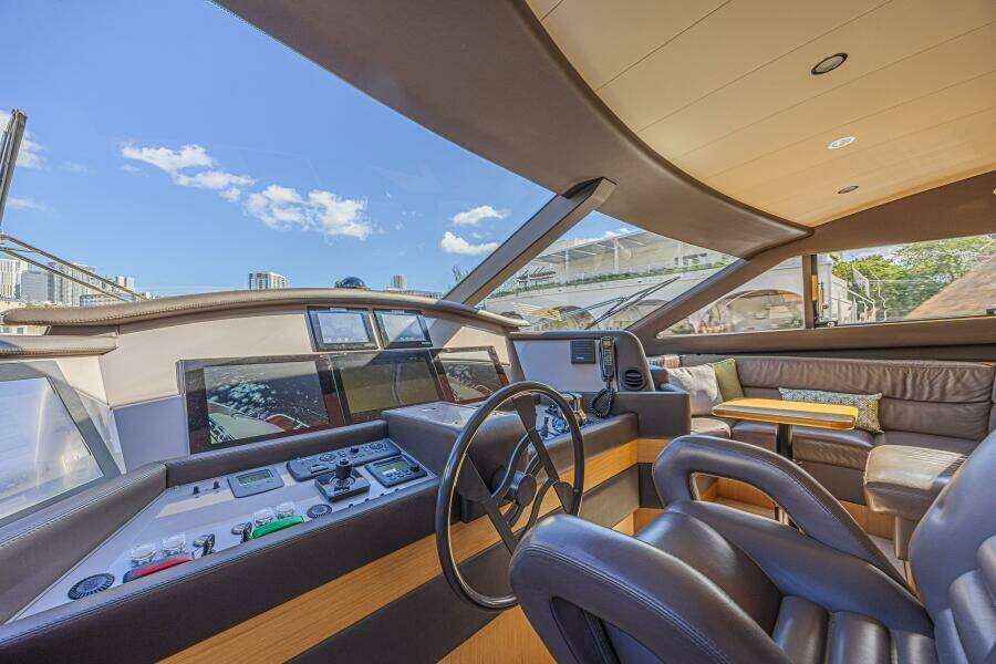 Noral 83ft Ferretti Yachts Yacht For Sale