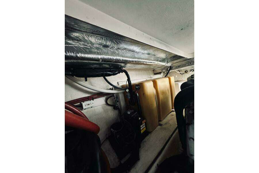 Rah Rah 40ft Riviera Yacht For Sale