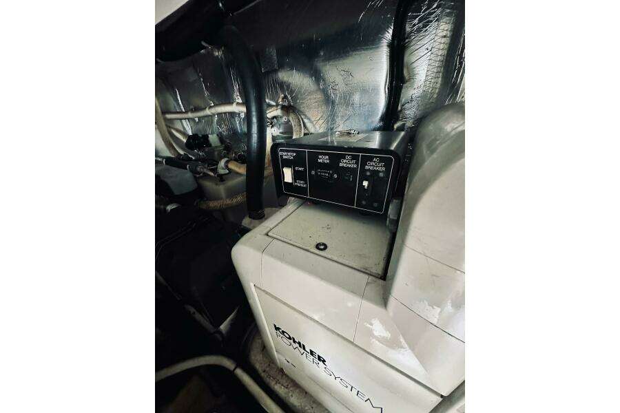 Rah Rah 40ft Riviera Yacht For Sale