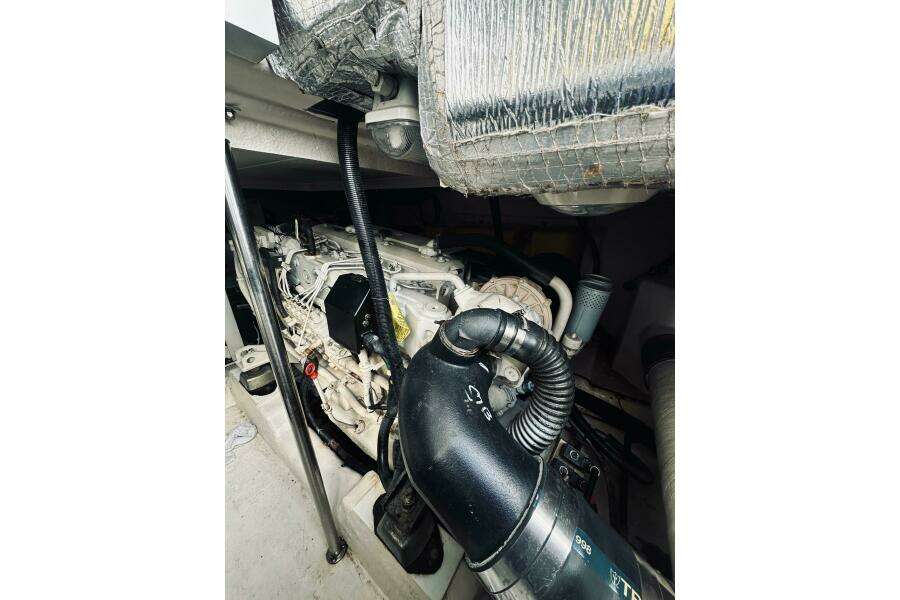 Rah Rah 40ft Riviera Yacht For Sale