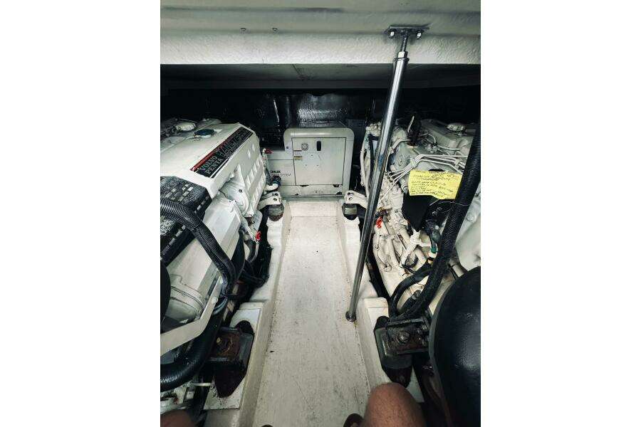 Rah Rah 40ft Riviera Yacht For Sale