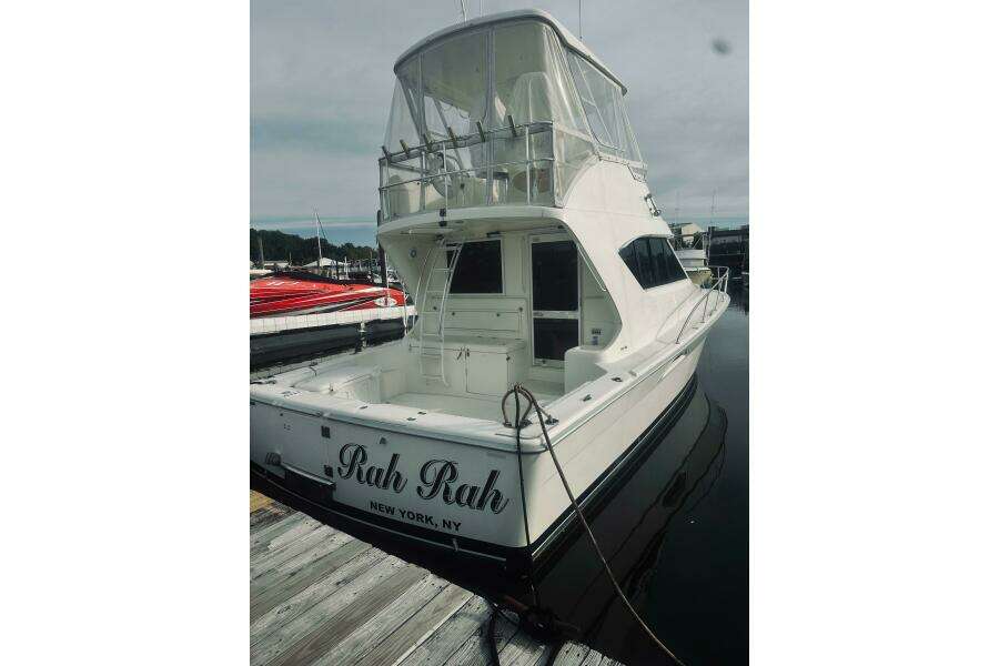 Rah Rah 40ft Riviera Yacht For Sale