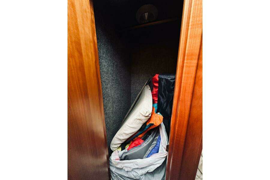 Rah Rah 40ft Riviera Yacht For Sale