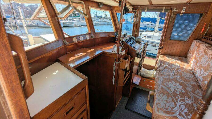 Petite Fleur 30ft Ho Hsing Yacht For Sale