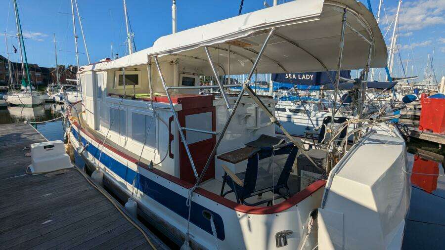 Petite Fleur 30ft Ho Hsing Yacht For Sale