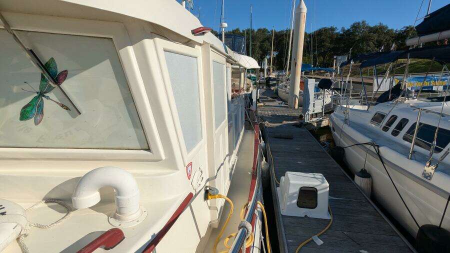 Petite Fleur 30ft Ho Hsing Yacht For Sale