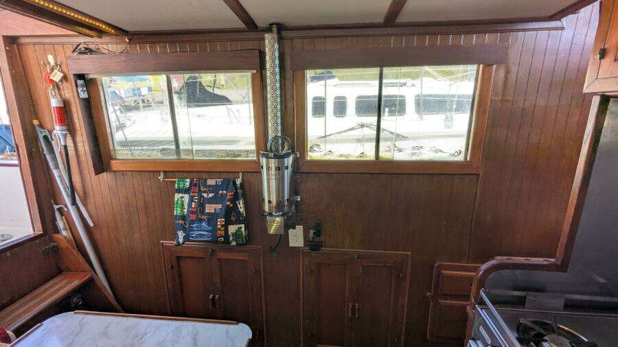 Petite Fleur 30ft Ho Hsing Yacht For Sale