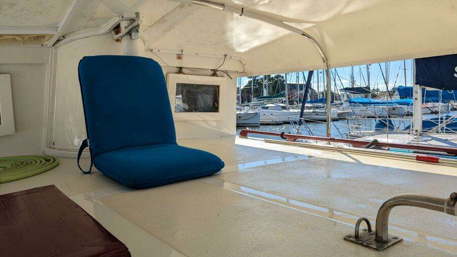 Petite Fleur 30ft Ho Hsing Yacht For Sale