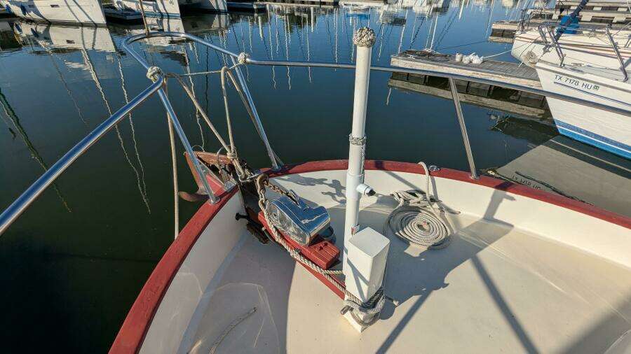 Petite Fleur 30ft Ho Hsing Yacht For Sale