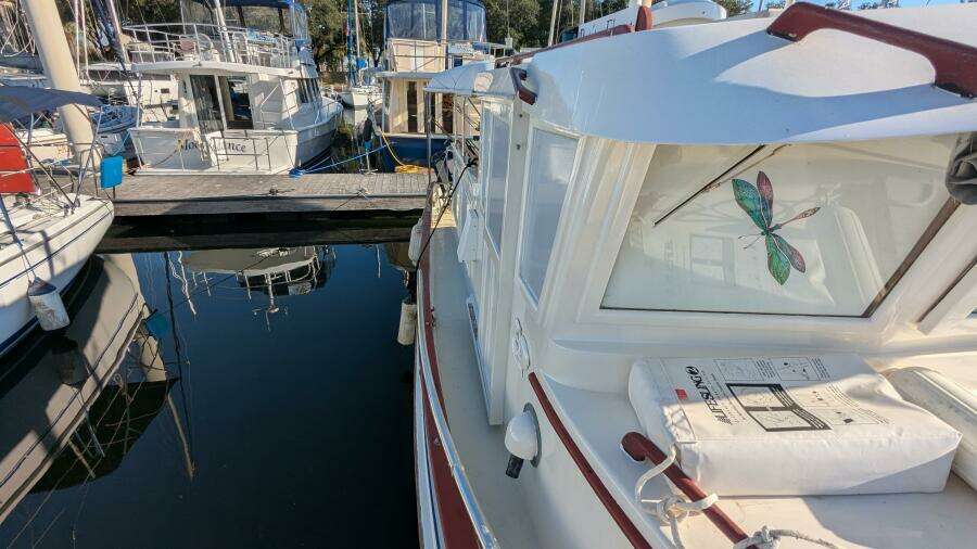 Petite Fleur 30ft Ho Hsing Yacht For Sale