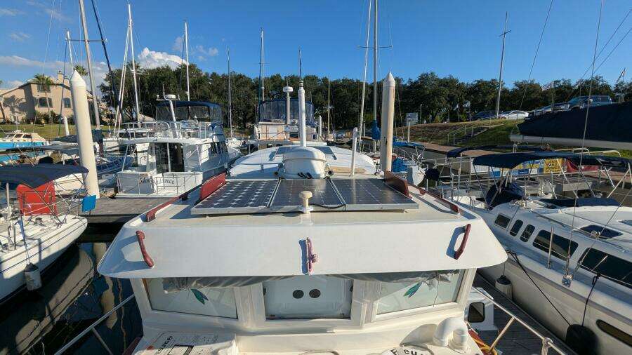 Petite Fleur 30ft Ho Hsing Yacht For Sale