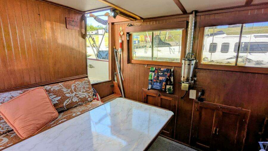 Petite Fleur 30ft Ho Hsing Yacht For Sale