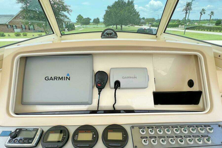 27ft Scout Yacht For Sale