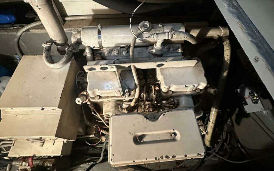 Apple 1 60ft Hatteras Yacht For Sale