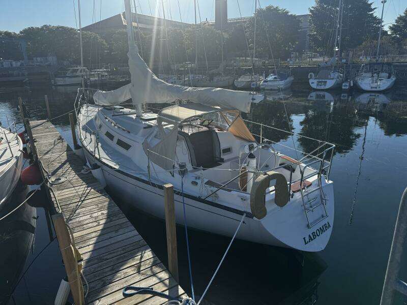 37ft Hunter Yacht For Sale