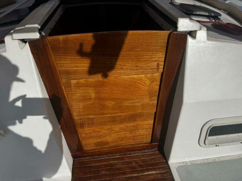 37ft Hunter Yacht For Sale