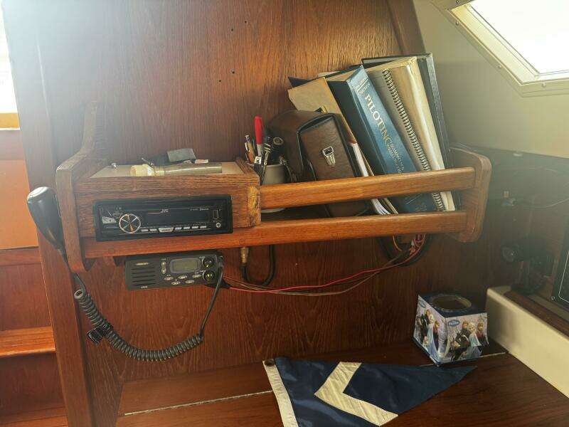 37ft Hunter Yacht For Sale