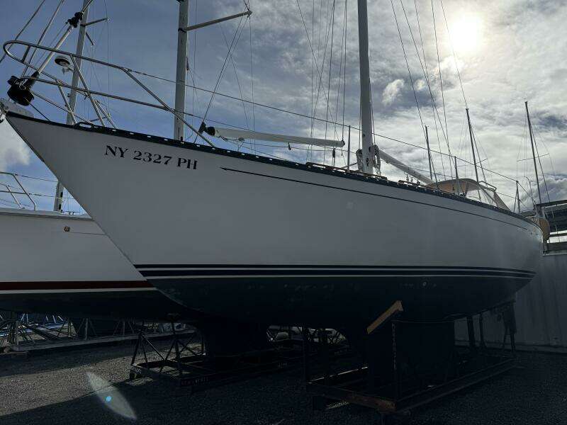 37ft Hunter Yacht For Sale