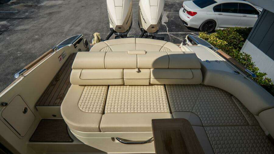 31ft Chris Craft Yacht For Sale