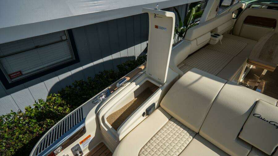 31ft Chris Craft Yacht For Sale