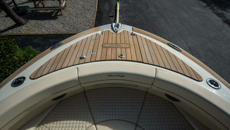 31ft Chris Craft Yacht For Sale