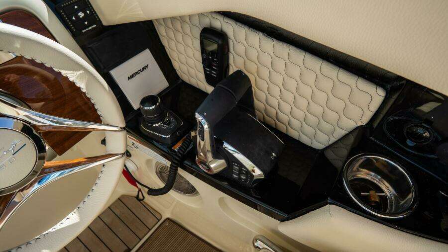 31ft Chris Craft Yacht For Sale