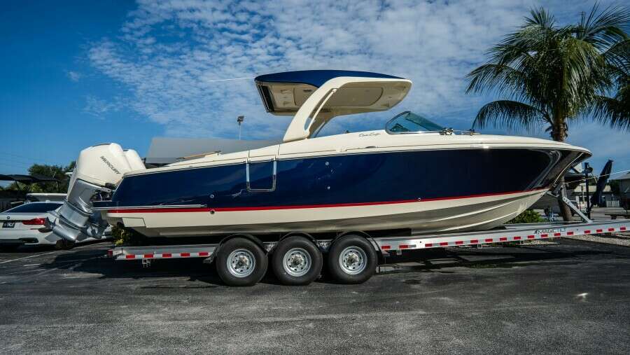 31ft Chris Craft Yacht For Sale