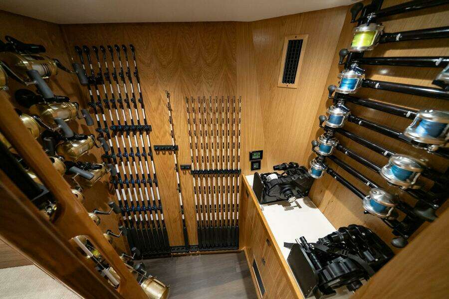 ON ORDER 74ft Viking Yacht For Sale