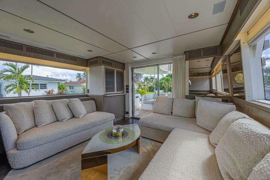 66ft Azimut Yacht For Sale