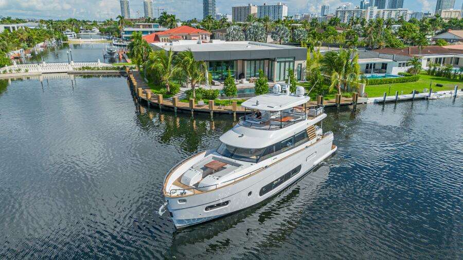 66ft Azimut Yacht For Sale