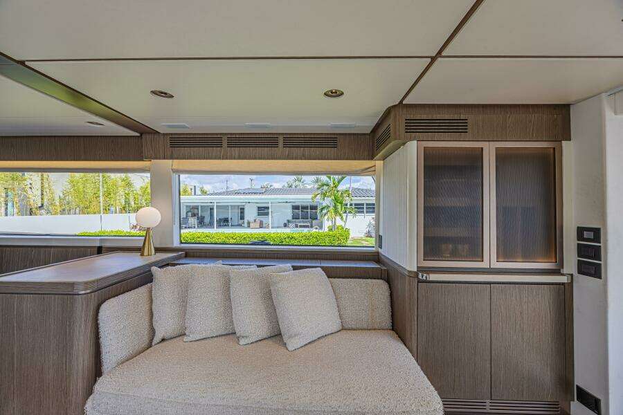 66ft Azimut Yacht For Sale