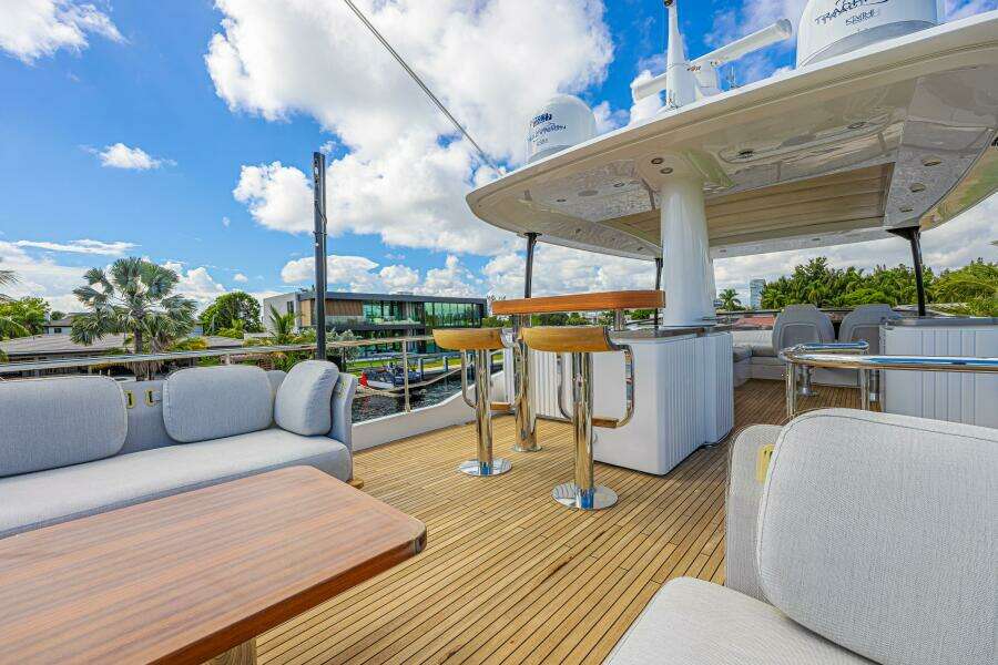 66ft Azimut Yacht For Sale