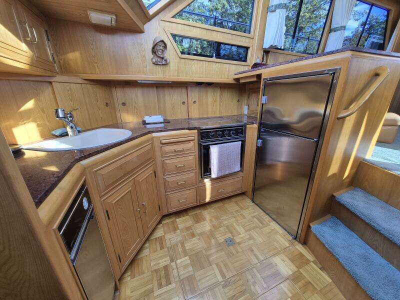 48ft Camargue Yacht For Sale