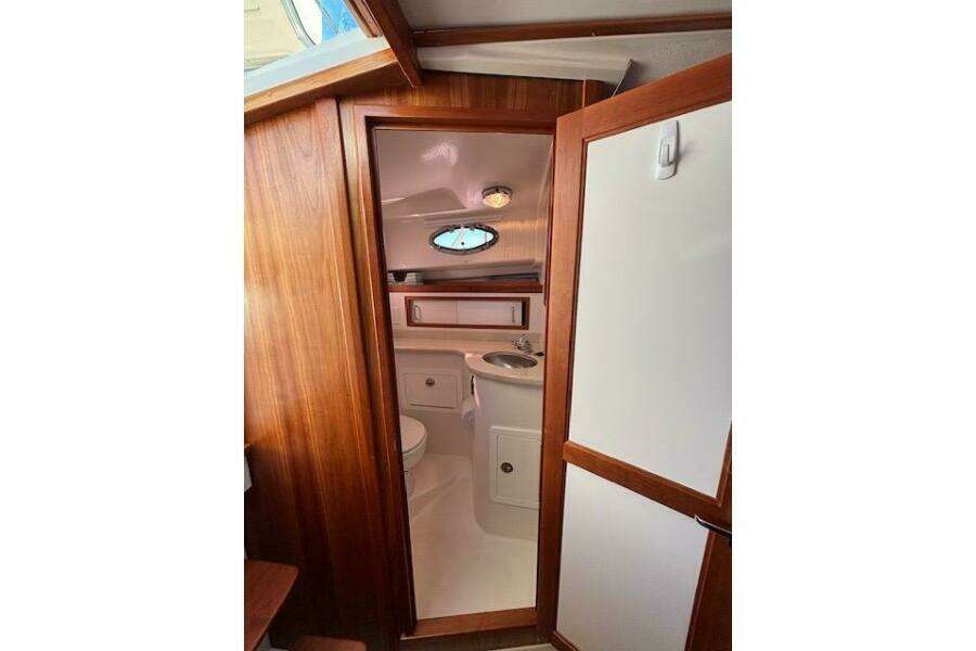 Hannah E 30ft Back Cove Yacht For Sale
