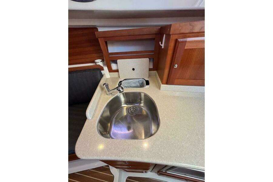 Hannah E 30ft Back Cove Yacht For Sale