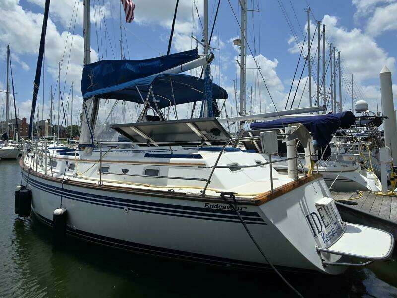 Idem II 38ft Endeavour Yacht For Sale
