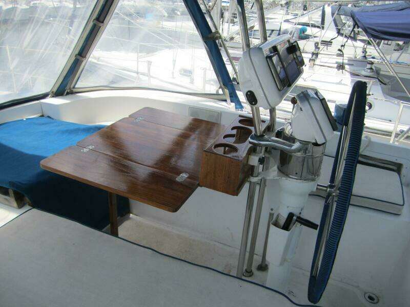 Idem II 38ft Endeavour Yacht For Sale