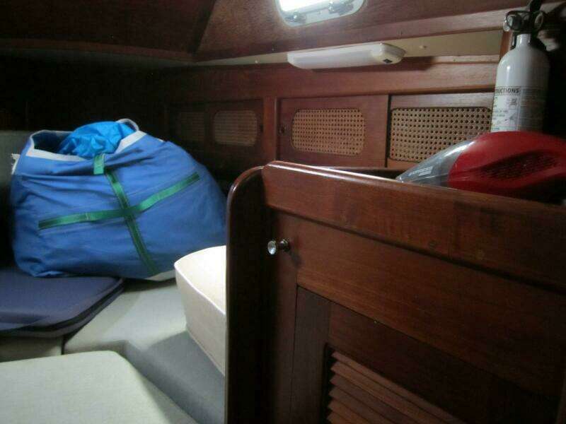 Idem II 38ft Endeavour Yacht For Sale