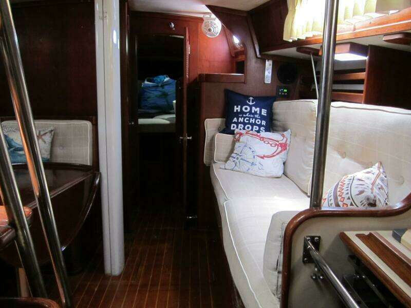 Idem II 38ft Endeavour Yacht For Sale