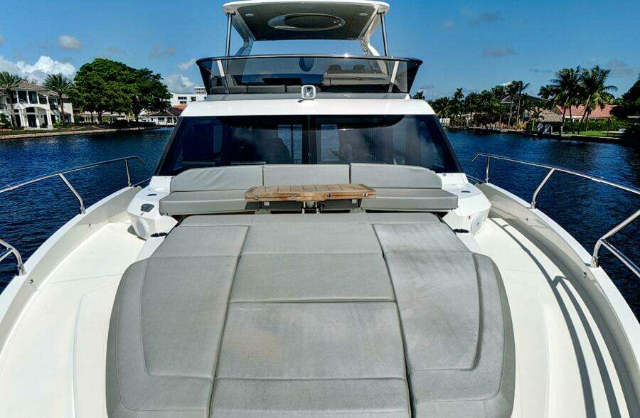 JOAN S RONDEVOUS 52ft Absolute Yacht For Sale