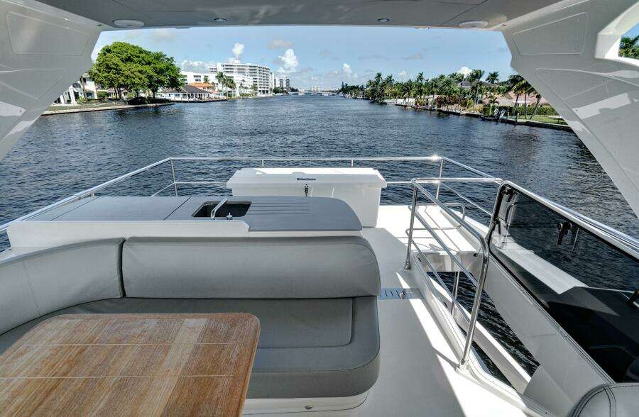 JOAN S RONDEVOUS 52ft Absolute Yacht For Sale