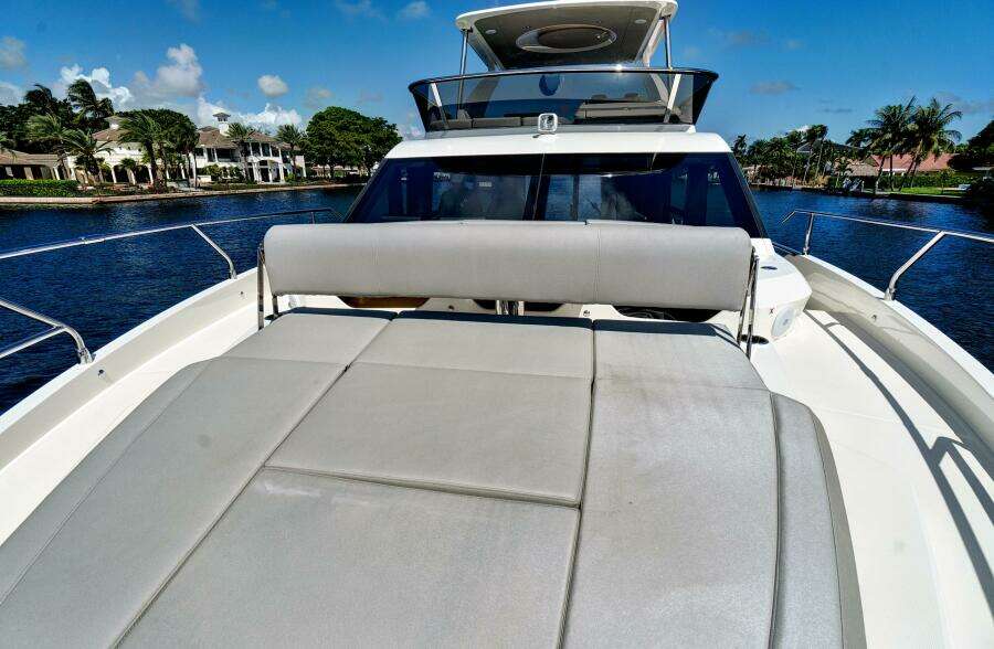 JOAN S RONDEVOUS 52ft Absolute Yacht For Sale